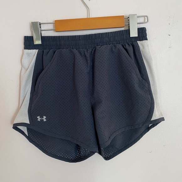 Under armour athletic shorts size xs - Picture 1 of 4